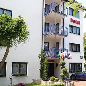3* Szálloda Astoria Am Urachplatz